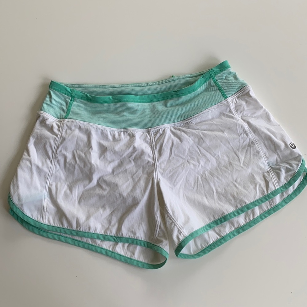 lulu lemon shorts…..